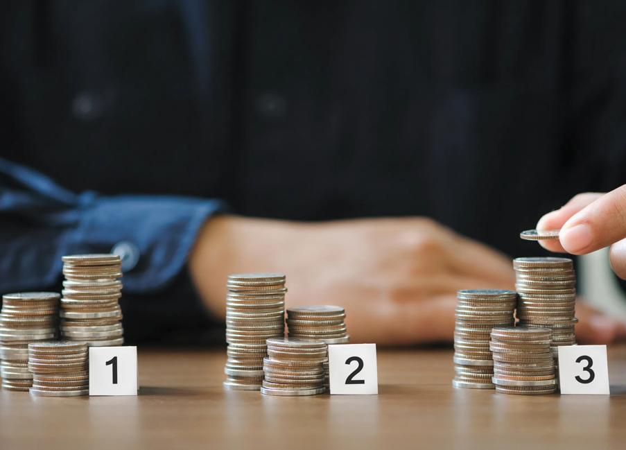 Getty-1360520401-jpg?io=transform:fill,width:903,height:649&focuspoint=0.5,0.82